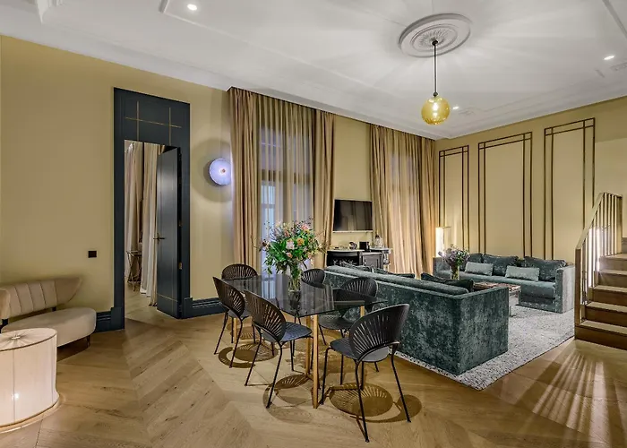 CoolRooms Palacio de Atocha Madrid